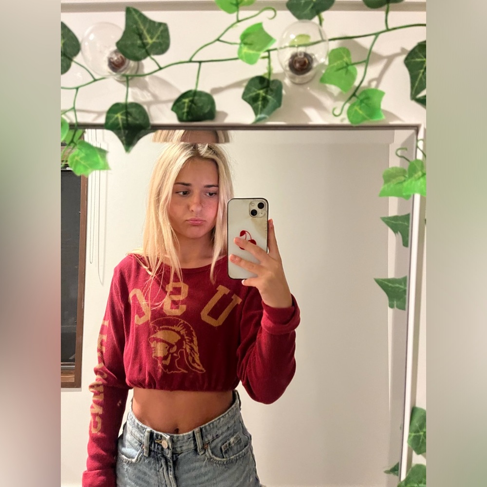REWORKED VINTAGE USC CROPPED TOP